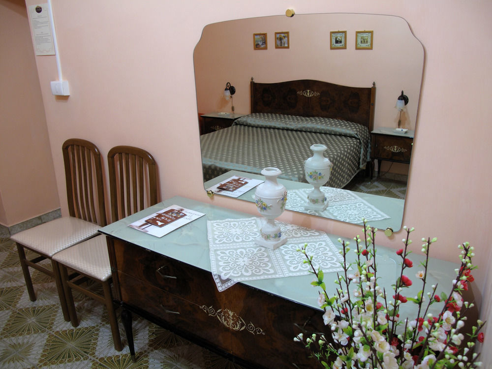 Bed and Breakfast Il Mandorlo Agrigento Esterno foto