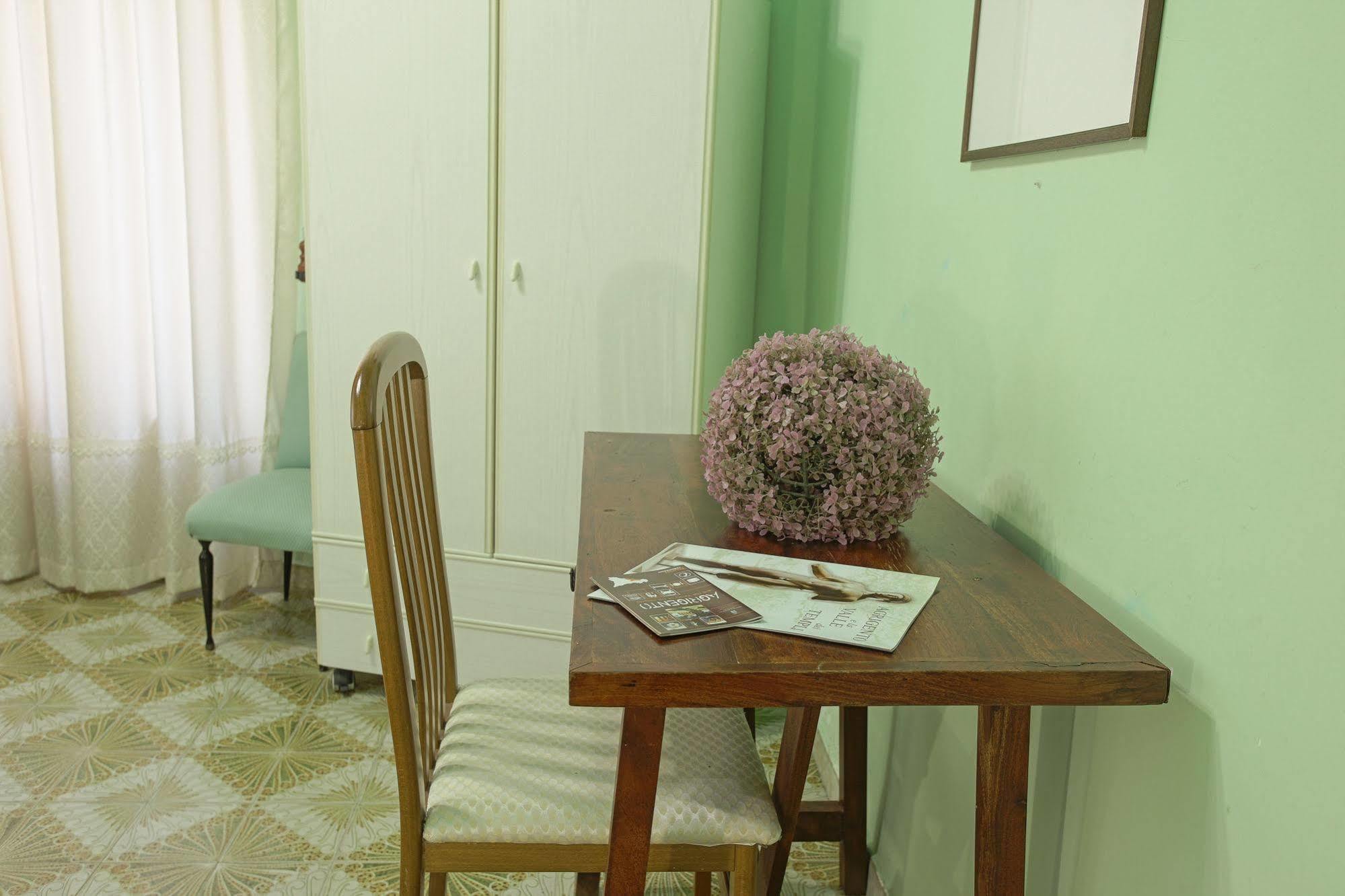 Bed and Breakfast Il Mandorlo Agrigento Esterno foto